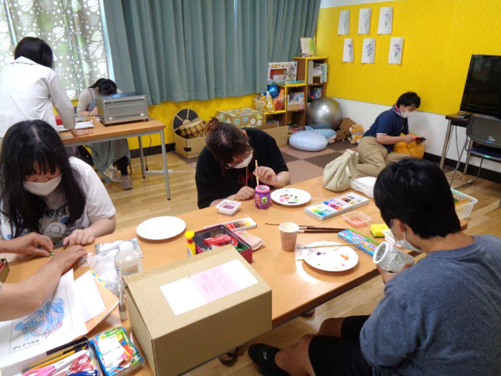 イクシア　夏遊び　工作・粘土